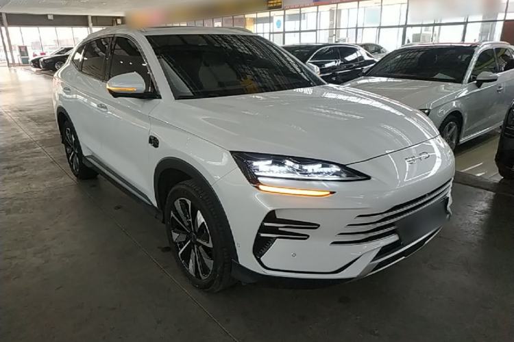 Used BYD Song PLUS New Energy 2025 DM-i Intelligent Driving 112KM Prestige Model Front Right 45 Deg