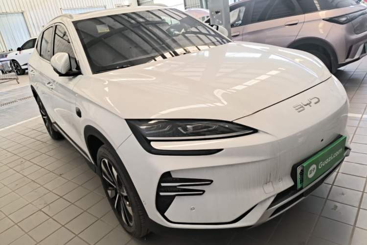 Used BYD Song PLUS New Energy 2025 EV Intelligent Driving Version 520km Premium Model Front Right 45 Deg
