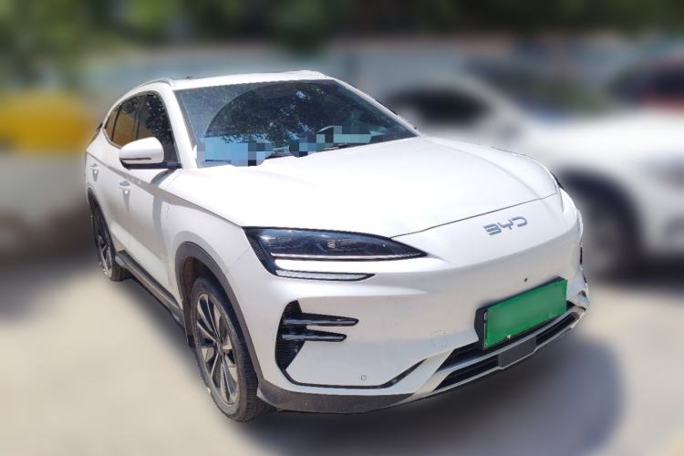 Used BYD Song PLUS New Energy 2025 EV 520km Luxury Version Front Right 45 Deg