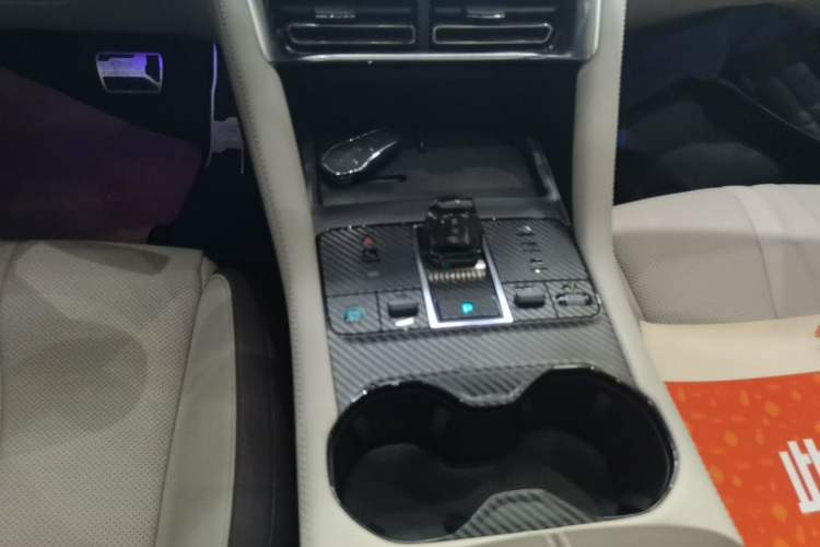 Used BYD Song PLUS New Energy 2025 DM-i 160KM Flagship Model Gear Lever