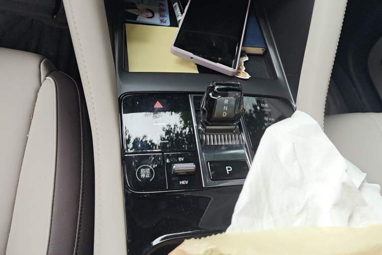 Used BYD Song PLUS New Energy 2025 DM-i 112KM Prestige Model Gear Lever