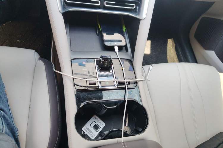 Used BYD Song PLUS New Energy 2025 EV 520km Luxury Version Gear Lever