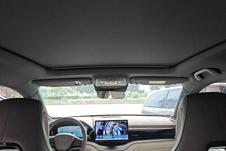 Used BYD Song PLUS New Energy 2025 DM-i 112KM Prestige Model Headliner