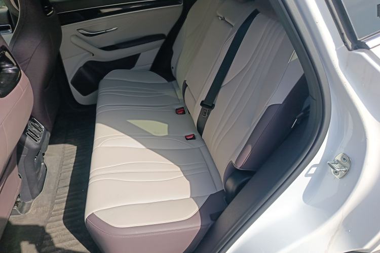 Used BYD Song PLUS New Energy 2025 DM-i Intelligent Driving 112KM Prestige Model Interior 1
