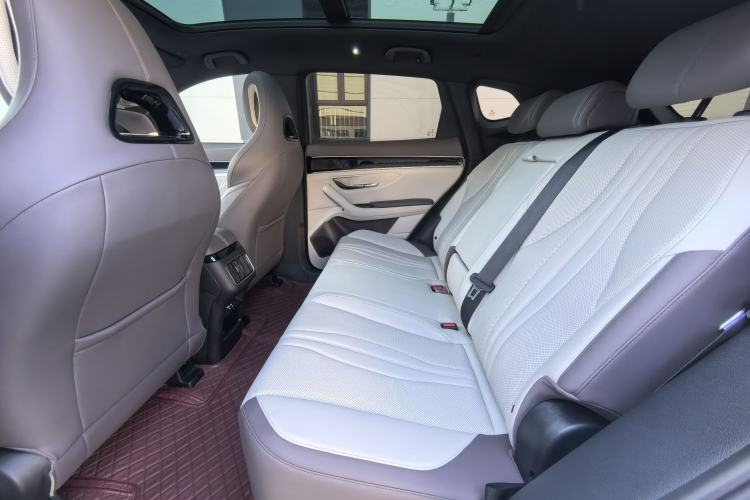 Used BYD Song PLUS New Energy 2025 DM-i 112KM Prestige Model Interior 2