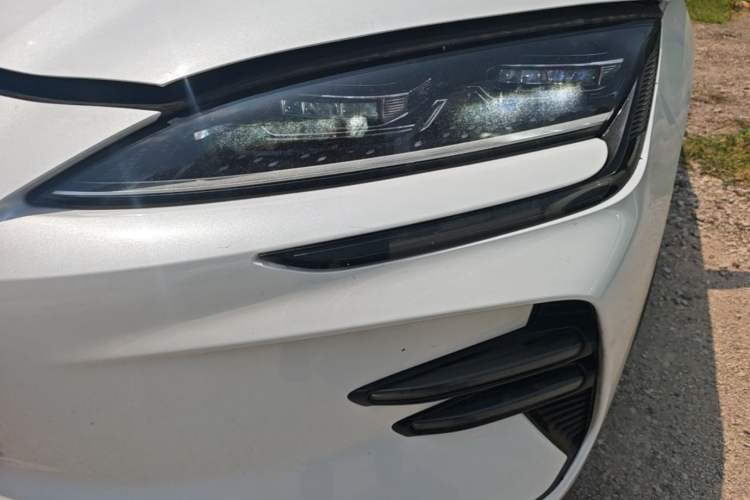 Used BYD Song PLUS New Energy 2025 EV Smart Drive Edition 605km Flagship Model Left Front Headlight