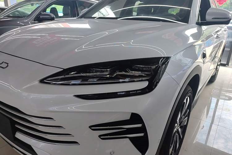 Used BYD Song PLUS New Energy 2025 DM-i Smart Drive 112KM Prestige Model Left Front Headlight