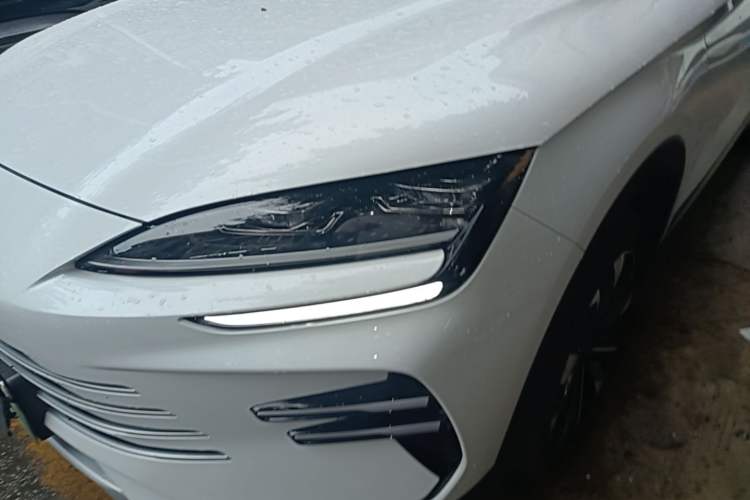 Used BYD Song PLUS New Energy 2025 DM-i 112KM Prestige Model Left Front Headlight