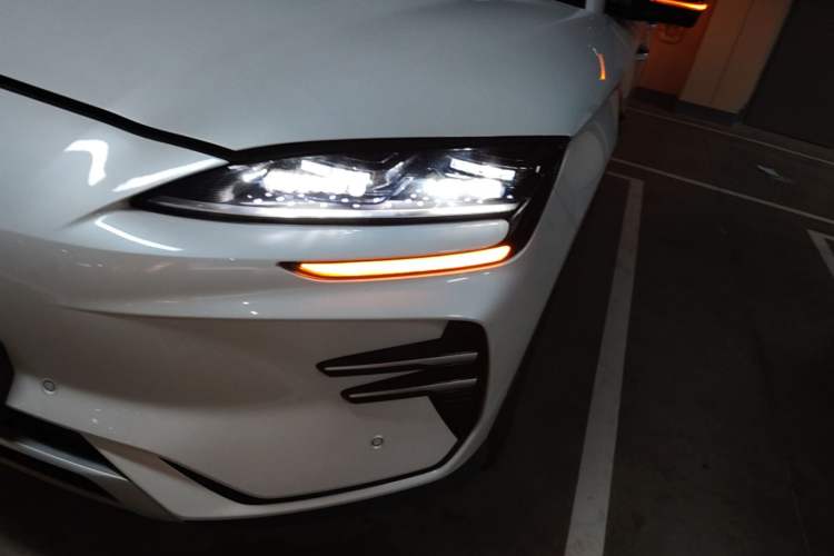 Used BYD Song PLUS New Energy 2025 EV Intelligent Driving Edition 520km Luxury Model Left Front Headlight