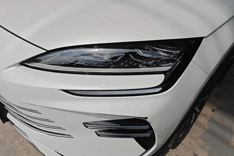 Used BYD Song PLUS New Energy 2025 DM-i 112KM Prestige Model Left Front Headlight