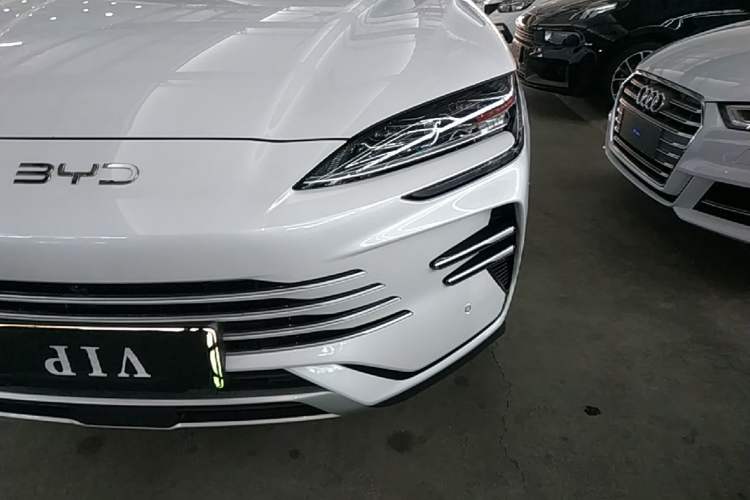 Used BYD Song PLUS New Energy 2025 DM-i Intelligent Driving 112KM Prestige Model Left Front Headlight