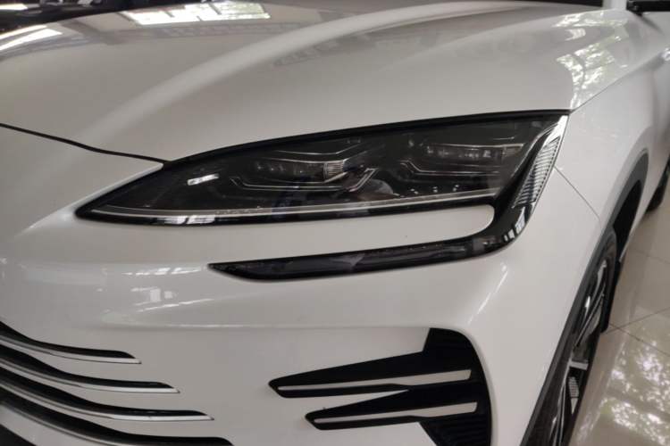 Used BYD Song PLUS New Energy 2025 DM-i 112KM Prestige Model Left Front Headlight