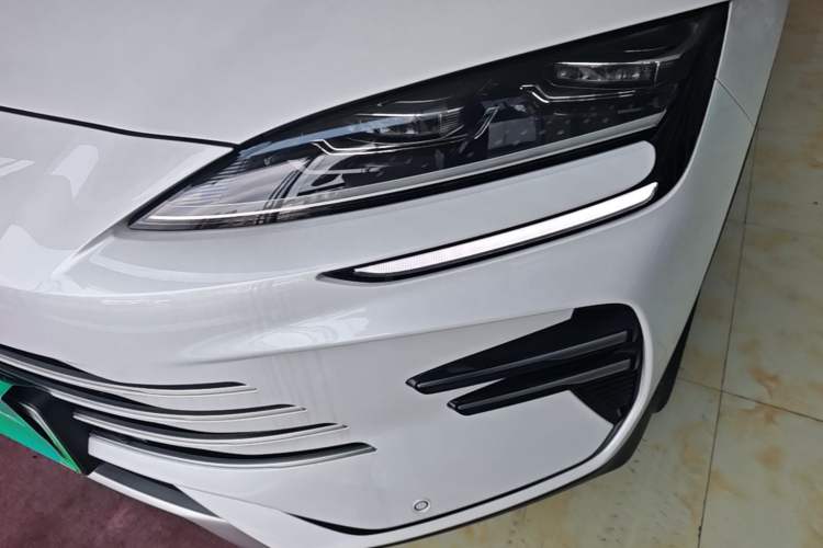 Used BYD Song PLUS New Energy 2025 DM-i 112KM Prestige Model Left Front Headlight