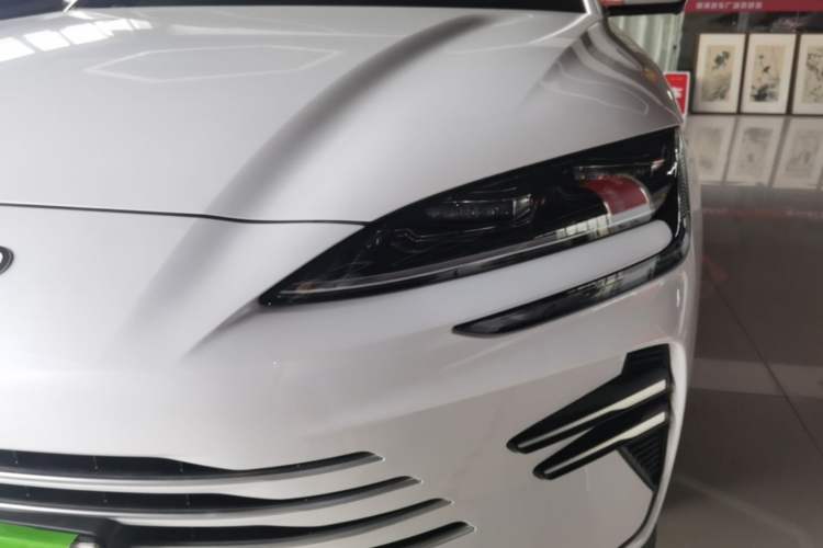 Used BYD Song PLUS New Energy 2025 DM-i 112KM Prestige Model Left Front Headlight