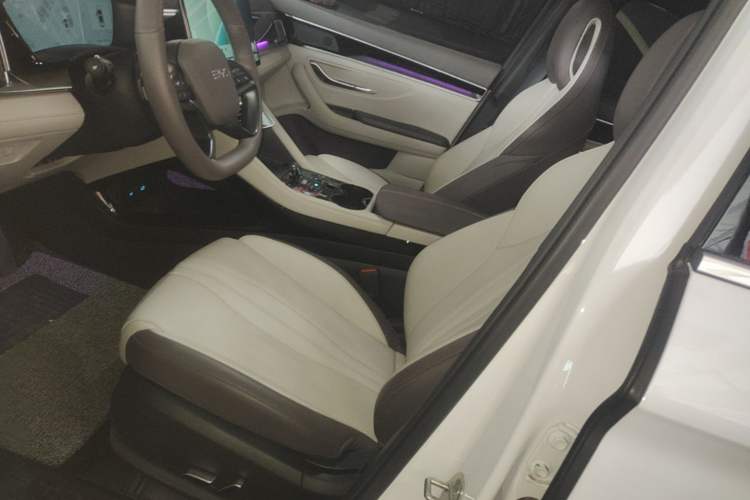 Used BYD Song PLUS New Energy 2025 DM-i Intelligent Driving 160KM Flagship Model Left Front Seat