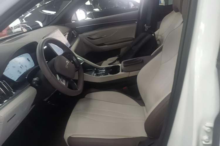 Used BYD Song PLUS New Energy 2025 EV Intelligent Driving Edition 520km Luxury Model Left Front Seat