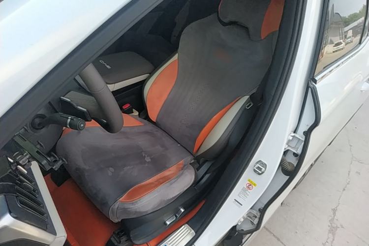 Used BYD Song PLUS New Energy 2025 DM-i Smart Drive 112KM Prestige Model Left Front Seat