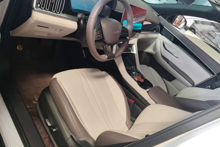 Used BYD Song PLUS New Energy 2025 DM-i 112KM Prestige Model Left Front Seat