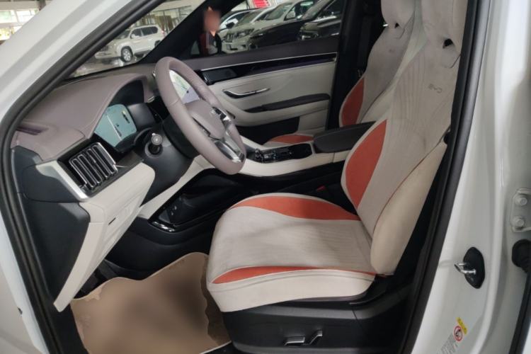 Used BYD Song PLUS New Energy 2025 DM-i 112KM Prestige Model Left Front Seat