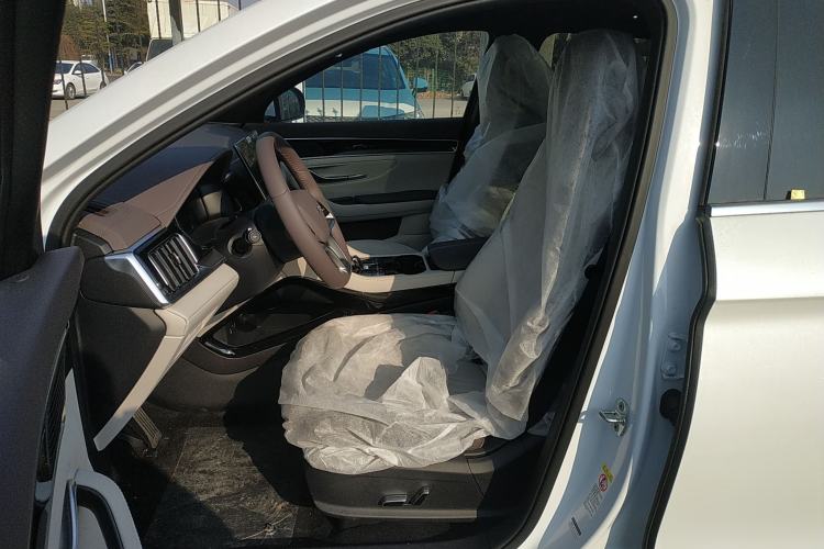 Used BYD Song PLUS New Energy 2025 DM-i 112KM Prestige Model Left Front Seat