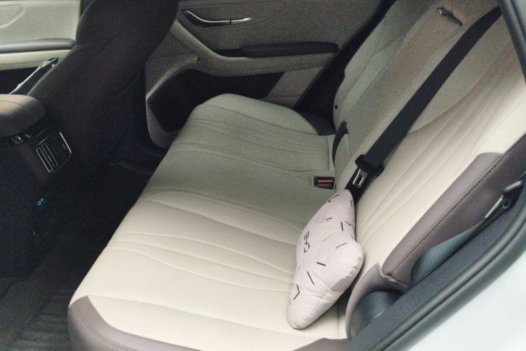 Used BYD Song PLUS New Energy 2025 EV 520km Luxury Version Left Rear Seat