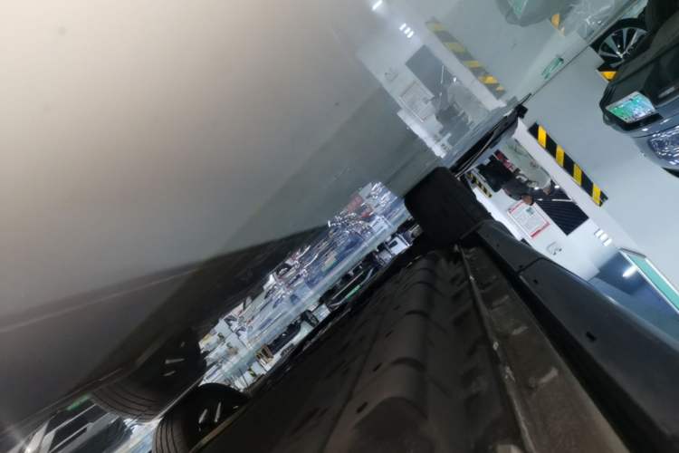 Used BYD Song PLUS New Energy 2025 DM-i 160KM Flagship Model Left Side Sill