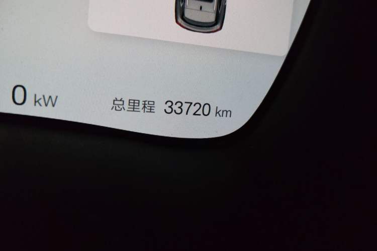 Used BYD Song PLUS New Energy 2025 DM-i 112KM Prestige Model Odometer Close Up