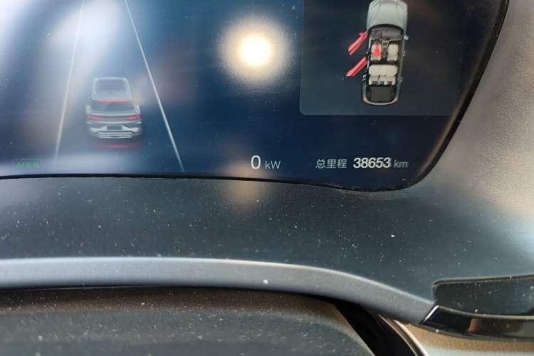 Used BYD Song PLUS New Energy 2025 DM-i 112KM Prestige Model Odometer Close Up
