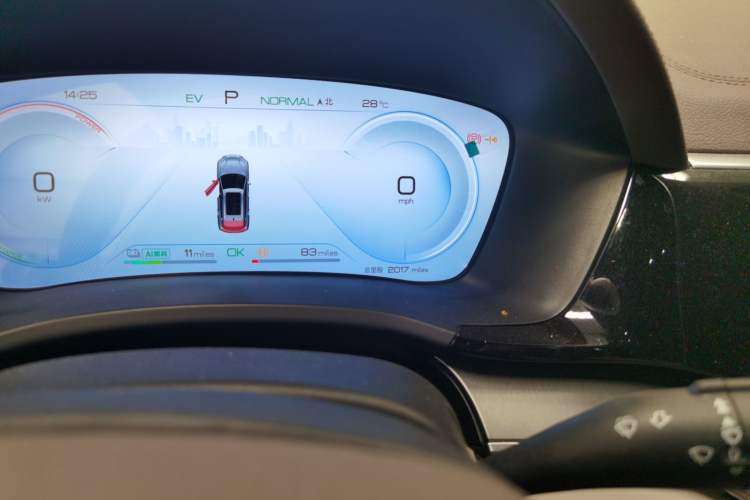 Used BYD Song PLUS New Energy 2025 DM-i 75KM Luxury Model Odometer Close Up