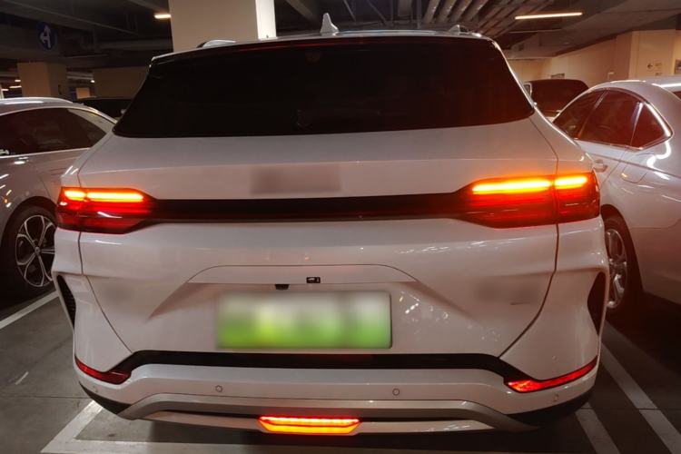 Used BYD Song PLUS New Energy 2025 EV Intelligent Driving Edition 520km Luxury Model Rear