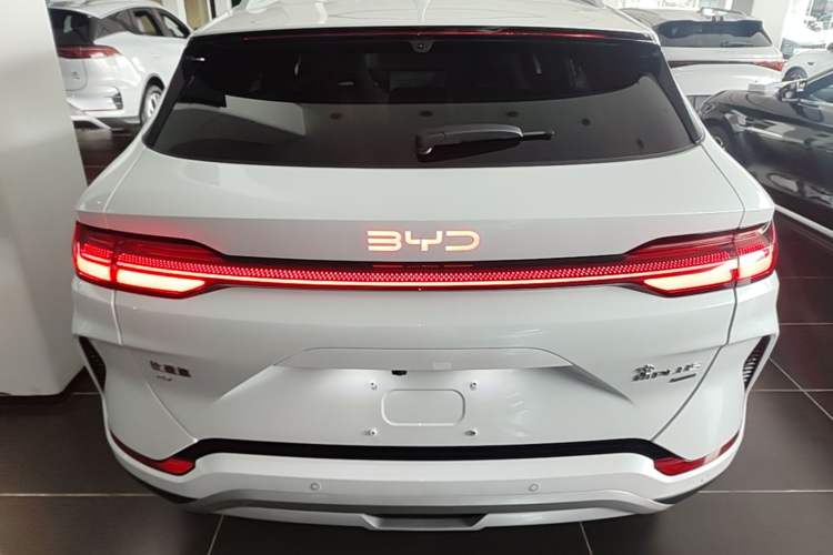 Used BYD Song PLUS New Energy 2025 EV Intelligent Driving Version 520km Premium Model Rear