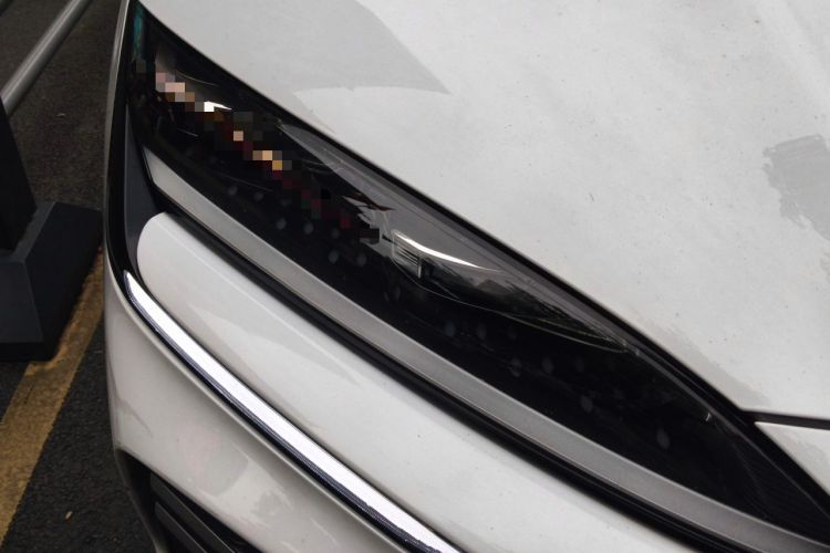Used BYD Song PLUS New Energy 2025 EV 520km Luxury Version Right Front Headlight