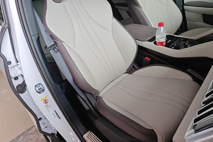 Used BYD Song PLUS New Energy 2025 DM-i 112KM Prestige Model Right Front Seat