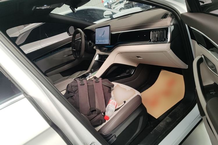 Used BYD Song PLUS New Energy 2025 DM-i 112KM Prestige Model Right Front Seat
