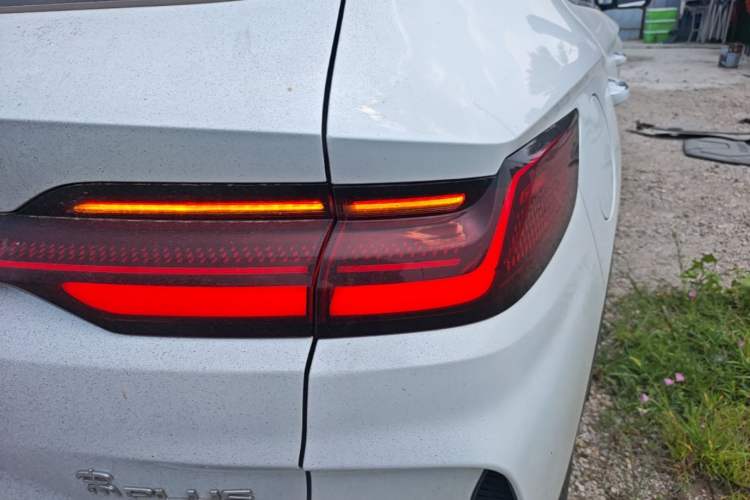Used BYD Song PLUS New Energy 2025 EV Smart Drive Edition 605km Flagship Model Right Rear Taillight
