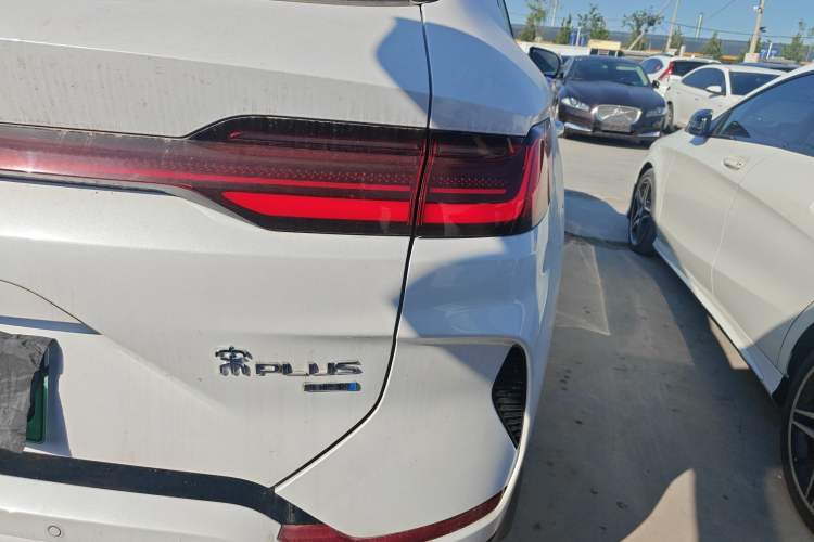 Used BYD Song PLUS New Energy 2025 DM-i Intelligent Driving 160KM Flagship Model Right Rear Taillight