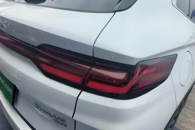 Used BYD Song PLUS New Energy 2025 EV Intelligent Driving Edition 520km Luxury Model Right Rear Taillight