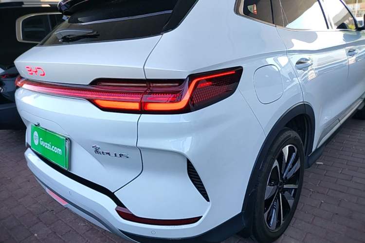 Used BYD Song PLUS New Energy 2025 DM-i 112KM Prestige Model Right Rear Taillight