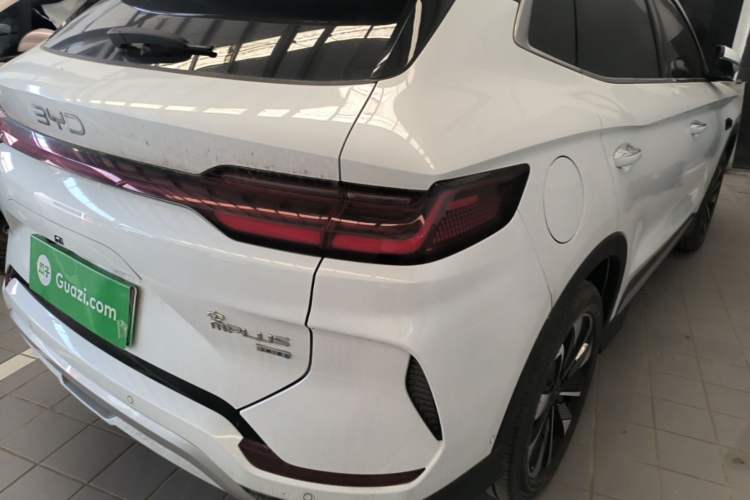 Used BYD Song PLUS New Energy 2025 EV Intelligent Driving Version 520km Premium Model Right Rear Taillight