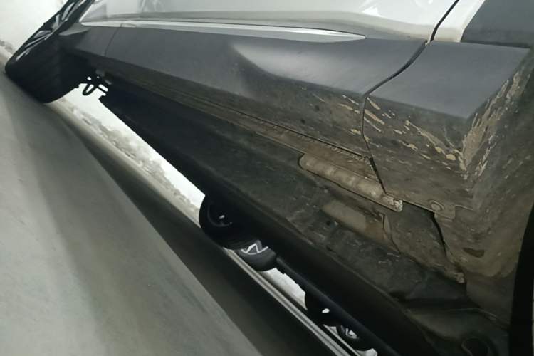 Used BYD Song PLUS New Energy 2025 EV 520km Luxury Version Right Side Sill