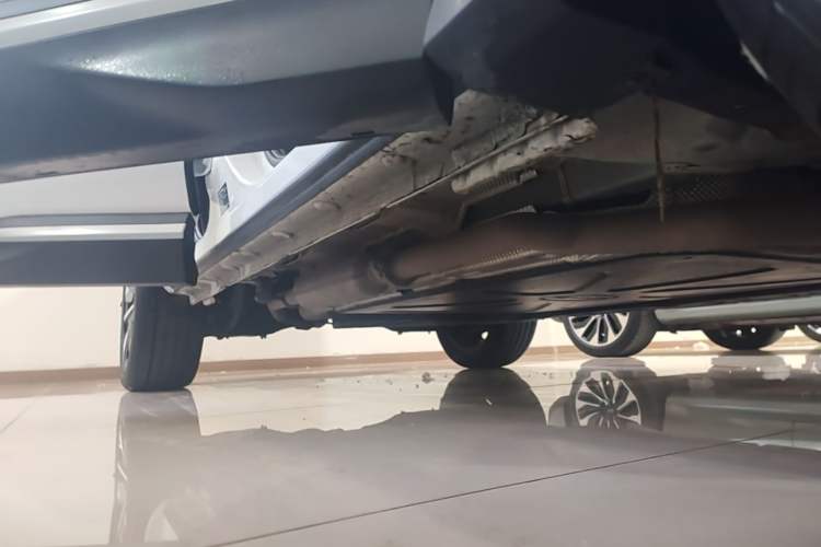 Used BYD Song PLUS New Energy 2025 DM-i 112KM Prestige Model Right Side Sill
