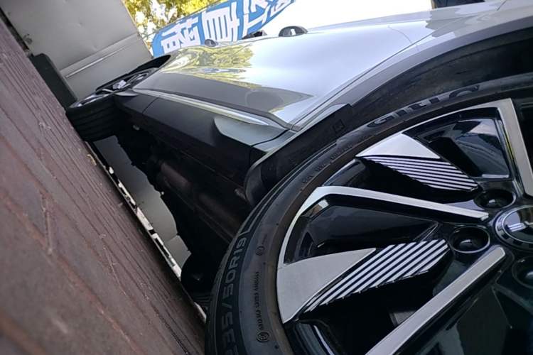 Used BYD Song PLUS New Energy 2025 DM-i 112KM Prestige Model Right Side Sill