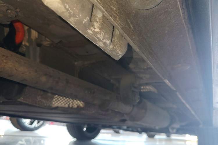 Used BYD Song PLUS New Energy 2025 DM-i Intelligent Driving 112KM Prestige Model Right Side Sill