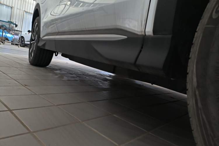 Used BYD Song PLUS New Energy 2025 EV Intelligent Driving Version 520km Premium Model Right Side Sill