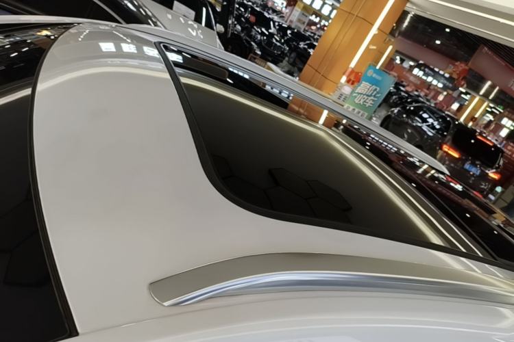 Used BYD Song PLUS New Energy 2025 DM-i 112KM Prestige Model Roof