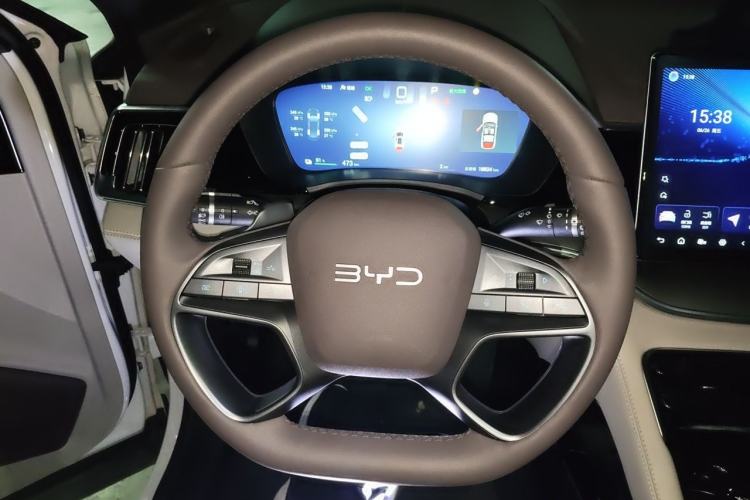 Used BYD Song PLUS New Energy 2025 EV Intelligent Driving Edition 520km Luxury Model Steering Wheel