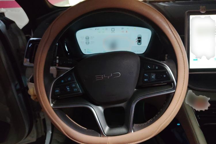 Used BYD Song PLUS New Energy 2025 DM-i 112KM Prestige Model Steering Wheel