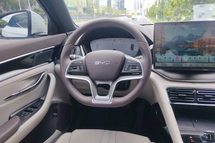 Used BYD Song PLUS New Energy 2025 DM-i 160KM Flagship Model Steering Wheel