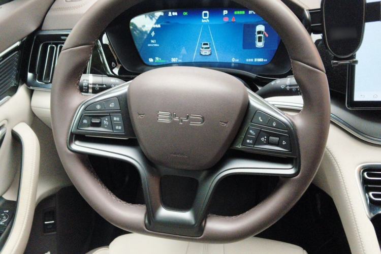 Used BYD Song PLUS New Energy 2025 EV 520km Luxury Version Steering Wheel