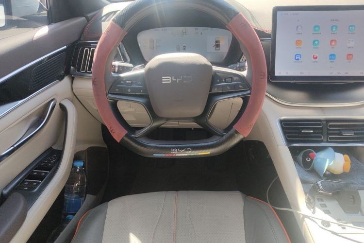 Used BYD Song PLUS New Energy 2025 EV Intelligent Driving Edition 520km Luxury Model Steering Wheel